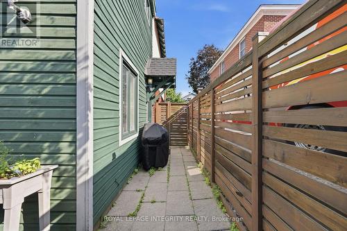 159 Hawthorne Avenue, Ottawa, ON 