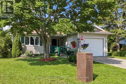 12 Reynolds Place, Prince Edward County (Wellington), ON 