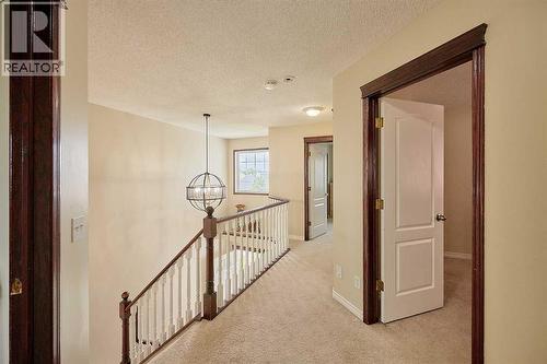 117 Douglas Ridge Circle Se, Calgary, AB 