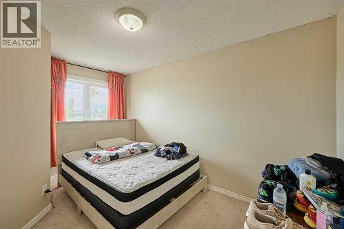 117 Douglas Ridge Circle Se, Calgary, AB 