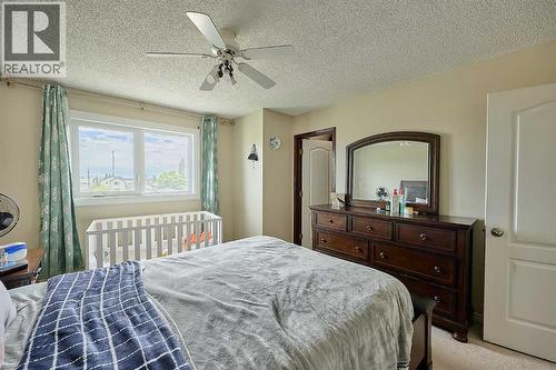 117 Douglas Ridge Circle Se, Calgary, AB 