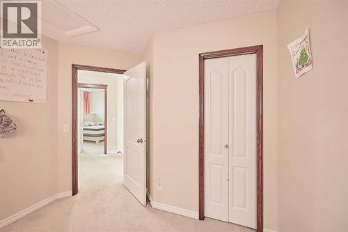 117 Douglas Ridge Circle Se, Calgary, AB 