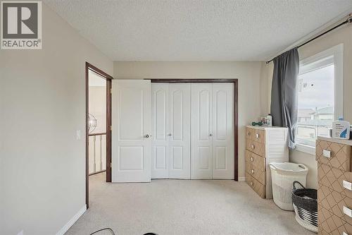 117 Douglas Ridge Circle Se, Calgary, AB 