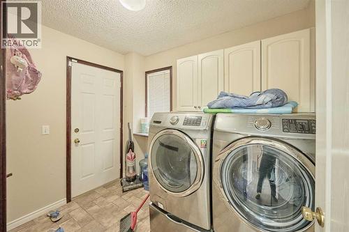 117 Douglas Ridge Circle Se, Calgary, AB 