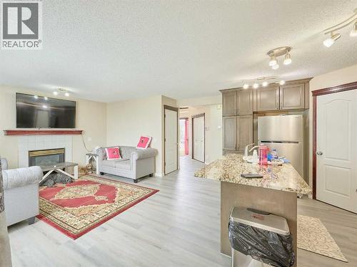 117 Douglas Ridge Circle Se, Calgary, AB 