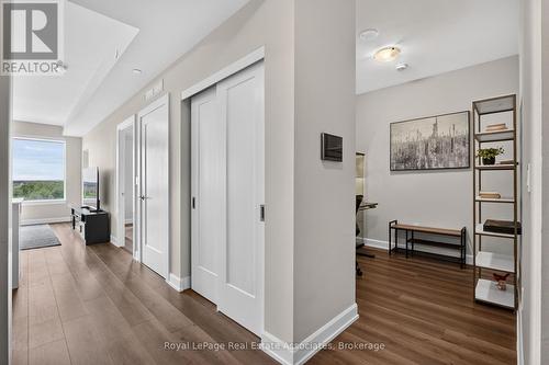 622 - 3200 William Coltson Avenue, Oakville, ON - Indoor Photo Showing Other Room