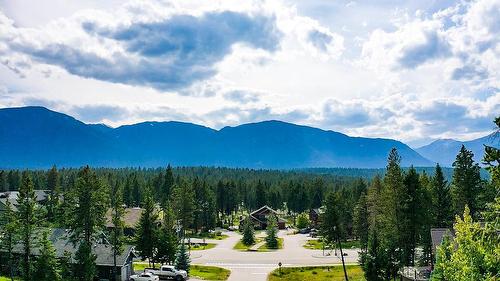 61 Sandstone Circle, Invermere, BC 