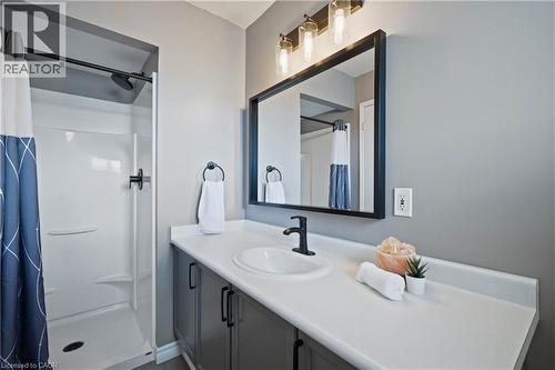 122 Delavan Drive, Cambridge, ON 