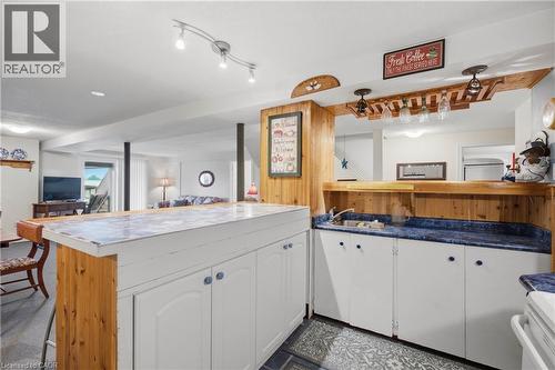 122 Delavan Drive, Cambridge, ON 