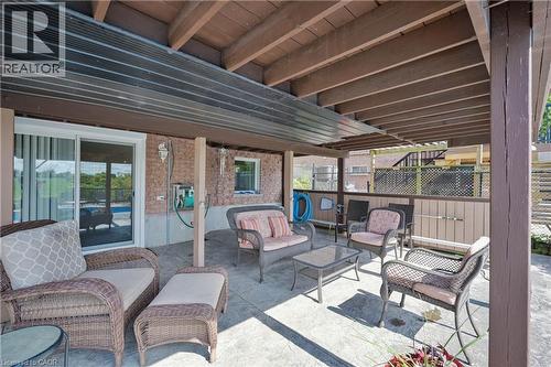 122 Delavan Drive, Cambridge, ON 