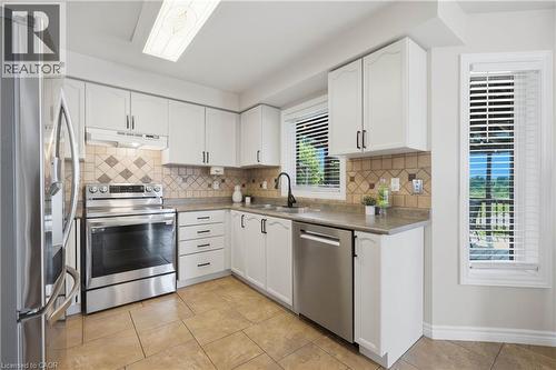 122 Delavan Drive, Cambridge, ON 
