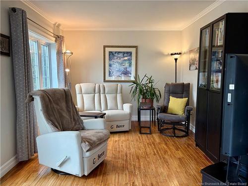 191 Renfrew, Dalhousie, NB 