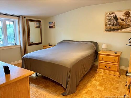 191 Renfrew, Dalhousie, NB 