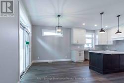 Sample Sugar Maple Interior - 