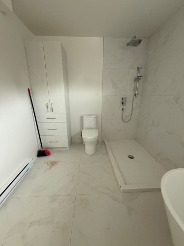 Salle de bains - 6058 Av. Auteuil, Brossard, QC 