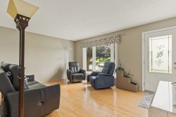 Salon - 