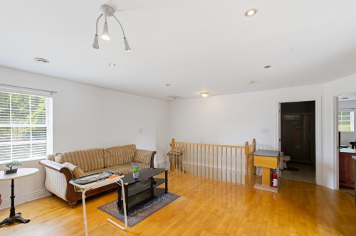 Living Room - 50 Ch. Loretta, Chelsea, QC 