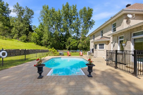 Pool - 50 Ch. Loretta, Chelsea, QC 