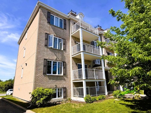 Front of Structure - 101-819 Boul. Le Bourg-Neuf, Repentigny (Le Gardeur), QC - Outdoor