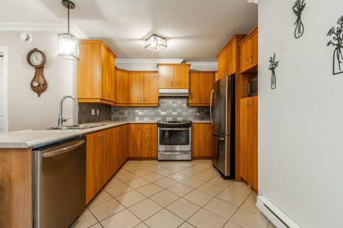 Kitchen - 101-819 Boul. Le Bourg-Neuf, Repentigny (Le Gardeur), QC - Indoor Photo Showing Kitchen With Double Sink