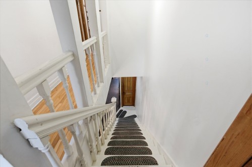 Escalier - 5286 Av. Coolbrook, Montréal (Côte-Des-Neiges/Notre-Dame-De-Grâce), QC - Indoor Photo Showing Other Room