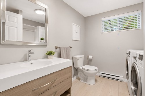 Bathroom - 12673 Rue Senay, Montréal (Pierrefonds-Roxboro), QC - Indoor
