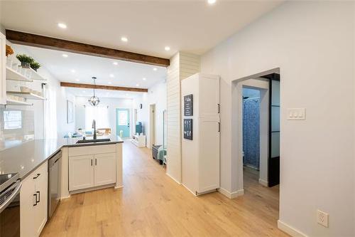 349 Atlantic Ave, Winnipeg, MB 