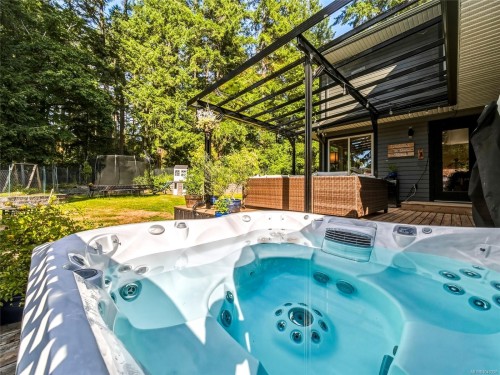 1805 Braeburn Pl, Duncan, BC 