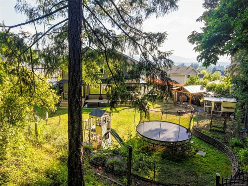 1805 Braeburn Pl, Duncan, BC 
