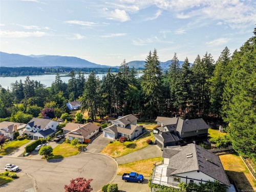 1805 Braeburn Pl, Duncan, BC 