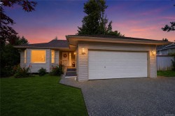 2030 Placid Cres Nanaimo, BC V9R 6P9