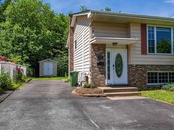 12 Ridgecrest Drive  Woodlawn, NS B2W 2L5