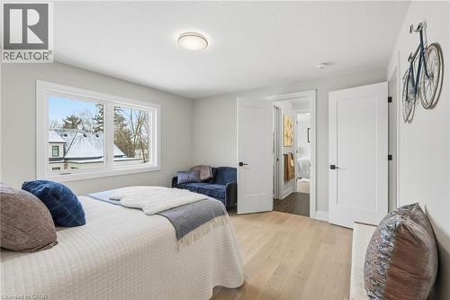 7 Bartlett Avenue, Grimsby, ON 