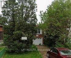 43 SUNSET AVENUE  Toronto, ON M8W 3Z5