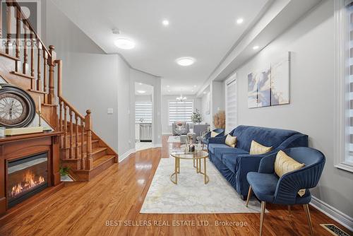 3252 Sunlight Street, Mississauga, ON 