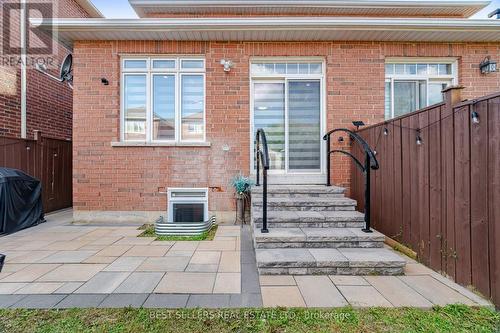 3252 Sunlight Street, Mississauga, ON 