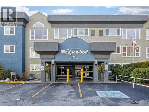1045 Sutherland Avenue Unit# 37  Kelowna, BC V1Y 5Y1