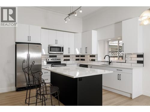 2929 Richter Street  Kelowna, BC V1Y 2R8