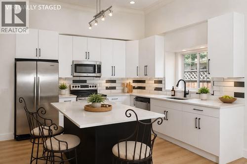 2929 Richter Street  Kelowna, BC V1Y 2R8