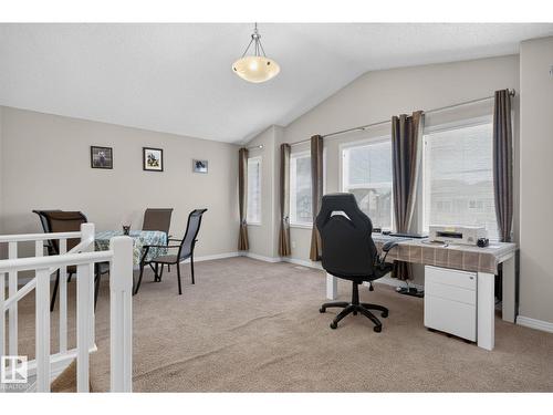 7858 170A Av Nw, Edmonton, AB 