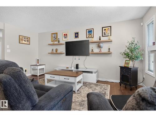 7858 170A Av Nw, Edmonton, AB 