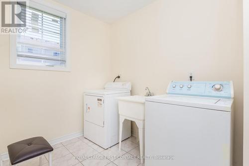 Main Level Laundry - 1 Griffin Gate, Barrie, ON 