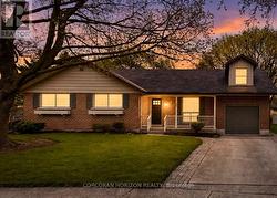 34 YULE PLACE  Kitchener, ON N2B 2J8