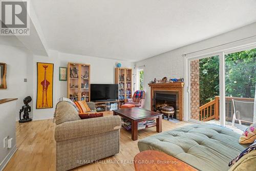 48 Dunbarton Court, Ottawa, ON 