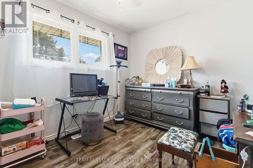 307 Tweedsmuir Avenue, London East (East O), ON 