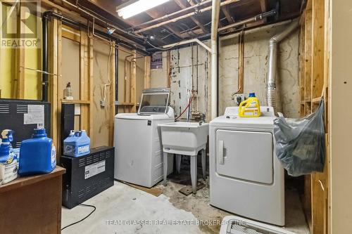 307 Tweedsmuir Avenue, London East (East O), ON 