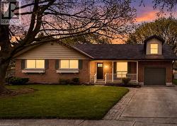 34 YULE Place  Kitchener, ON N2B 2J8