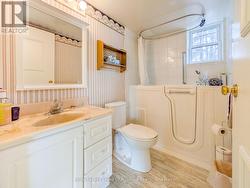 4pc Ensuite w/ Step in Tub - 