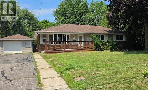 1050 Bartlet, Windsor, ON 