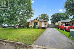 3 POCHON AVENUE  Port Hope, ON L1A 2X8